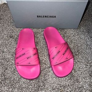 Women’s Balenciaga slides
